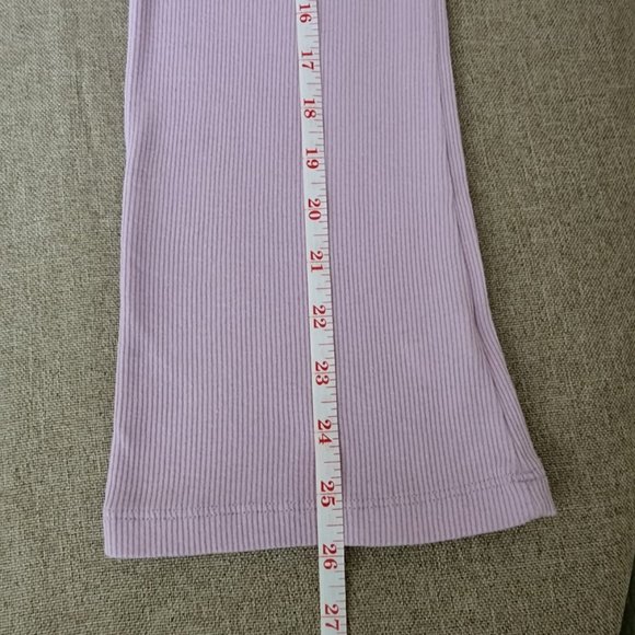 Active Basic Women's Ribbed Lilac Tank Top Like New - Picture 7 of 7